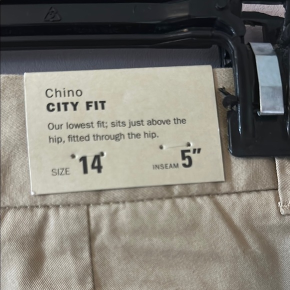 Women's J Crew Chino City Fit Tan Shorts 5’’ inseam - 14 - Picture 3 of 5